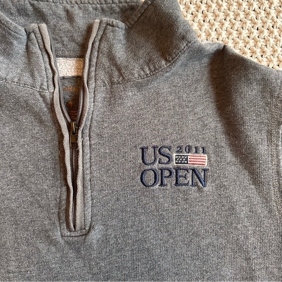 Jones & Mitchell 2011 US Open Gray 1/4 Zip Pullover New York City Unisex Sz M - Picture 2 of 6